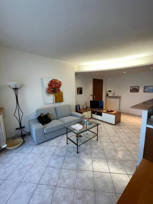 Apartamento Casa Carlino Santo Stefano Belbo Exterior foto